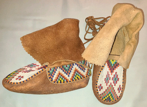 Antique Native American Plains tribe beaded buckskin lace up moccasins
