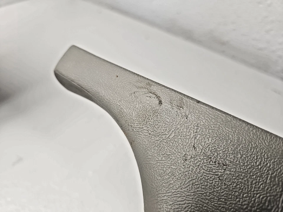 Chevy GMC C/K Suburban 1500 1992-1994 juego de pares de molduras de pilar B izquierdo derecho OEM 3860 Foto 3 de 4