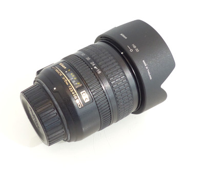 Nikon  AF-S Nikkor 18-70mm 1:3,5-4,5 G ED  Objektiv  gebraucht #388 M