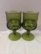Indiana Glass Green King's Crown Thumbprint Wine Set Of 2 Glasses 5 5/8” Goblets