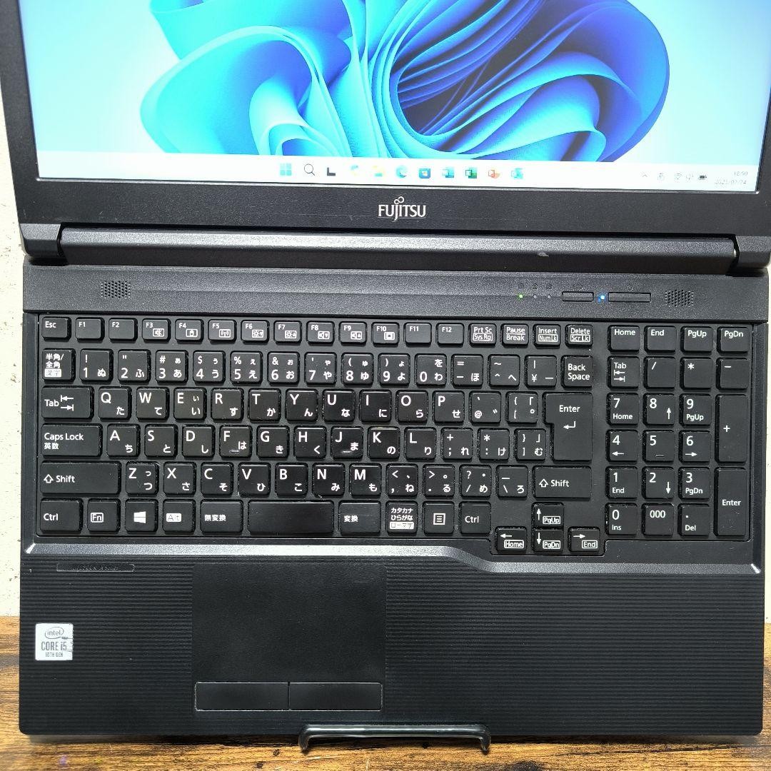 Fujitsu LIFEBOOK A5510D 15.6in Core i5 10th Gen 8GB RAM Fujitsu LIFEBOOK A5510D 15.6in Core i5 10th Gen 8GB RAM