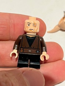 LEGO Star Wars Even Piell Jedi Master Minifigure SW0392 9498 Real