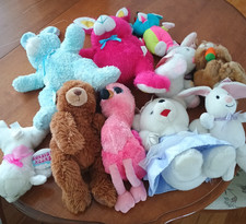 Lot of 10 Stuffed Animals. Plush. Mixed Lot