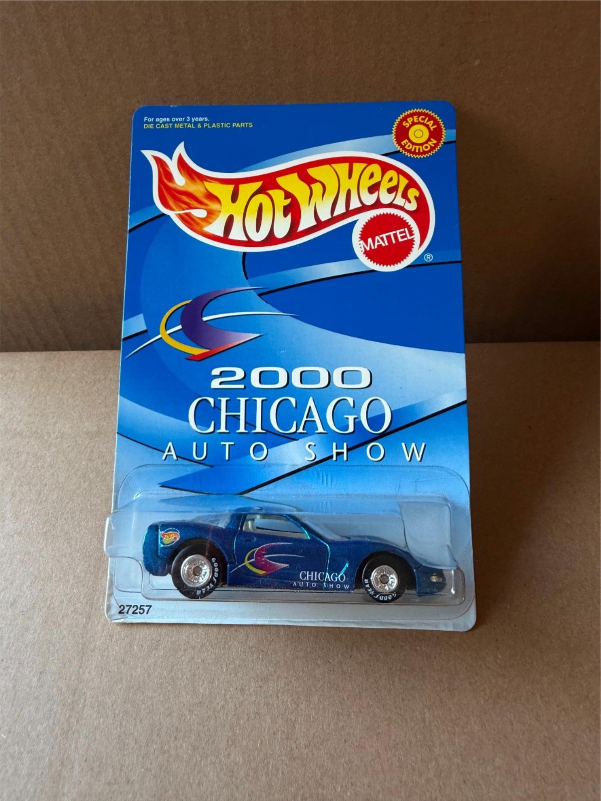 Hot Wheels 97 Corvette 1/64 2000 Chicago Auto Show K93