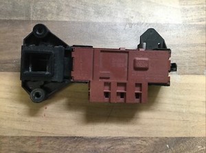 Türverriegelung Türschloss 7103846100 Waschmaschine Bauknecht WAK