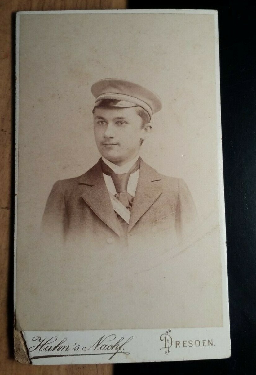 Picture 1 of 2
