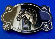Horse Head Inside Of Lucky Horseshoe Reflective Stars Engraved Belt Buckle