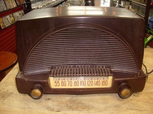 Vintage-Philco-Transitone-Tube-Radio-Model-52-542-for-repair-or-parts-ART-DECO