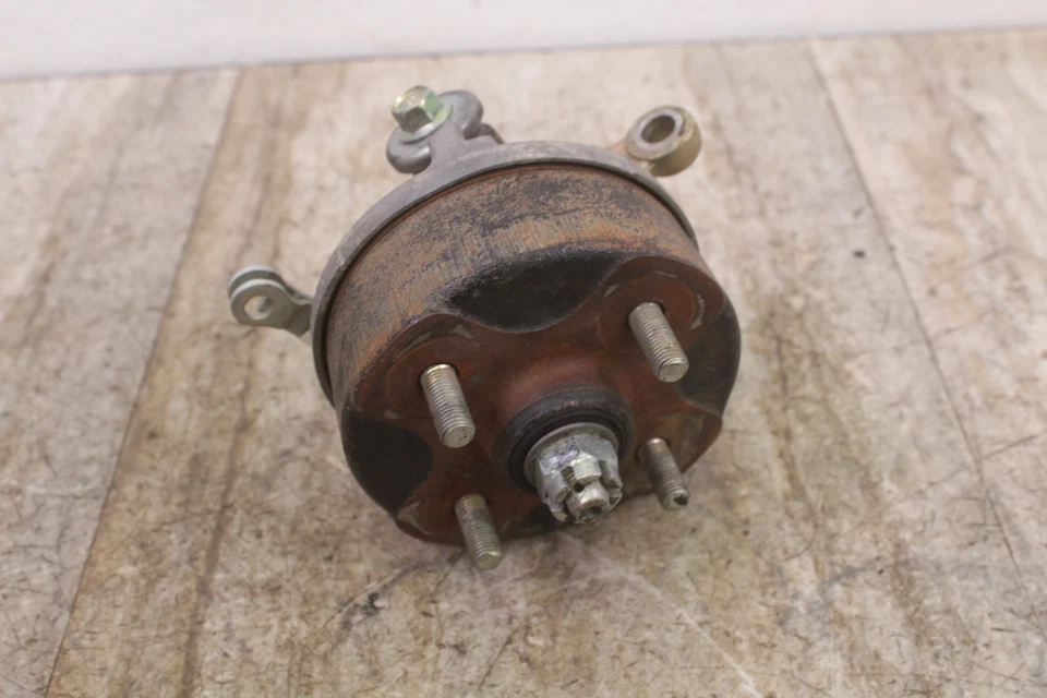 Yamaha Breeze 125 1992 husillo delantero izquierdo/nudillo con conjunto de freno Foto 2 de 4