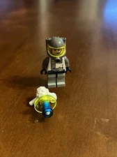 Lego Astronaut Space Minifigure Collectible With Ray Gun