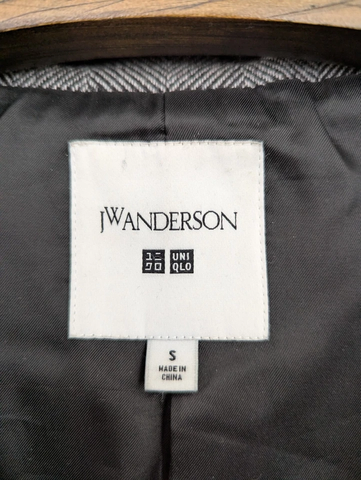 Uniqlo x JW Anderson Grey Wool Belt Trench Coat Size S - Image 4 of 4