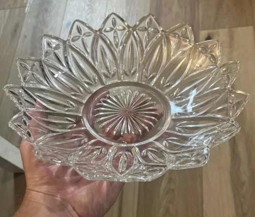 Vintage Federal Glass Crystal Clear Petal 10" Round Serving Bowl Platter Dish