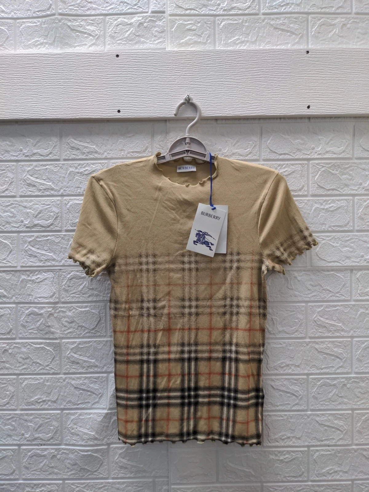 Burberry — New Burberry Women's Letty Top In Sand IP Check Sz M