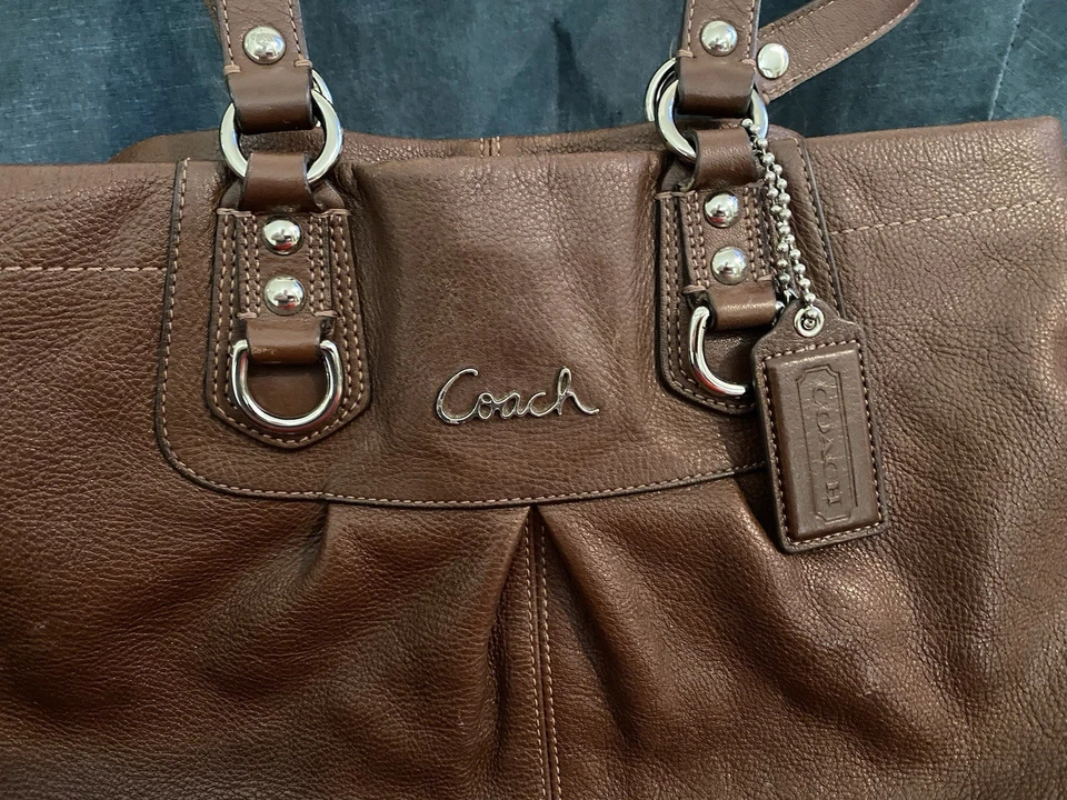 Cartera de cuero Coach Ashley en marrón - muy apreciada excelente estado Foto 3 de 4
