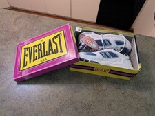Zapatos Jogger de Cuero Blanco Everlast para Hombres Talla 10 NUEVO con Etiqueta Nuevos en Caja