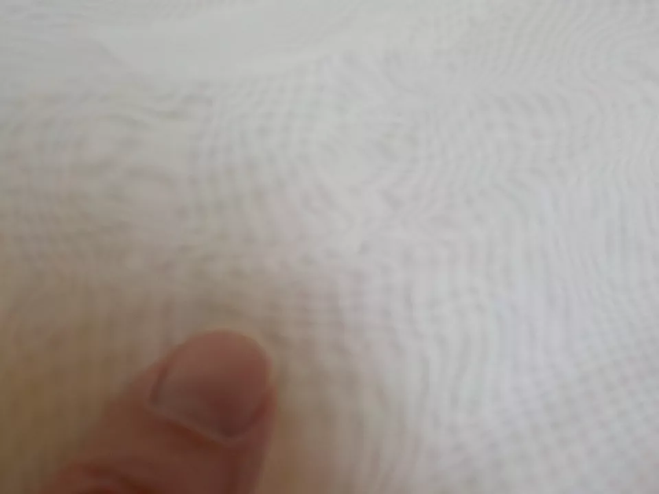 TRANSLUCENT FABRIC OFF WHITE APPROX 117 INCHES WIDE 8 YARDS OR 7.3 METERS DIRTY - Image 2 of 4