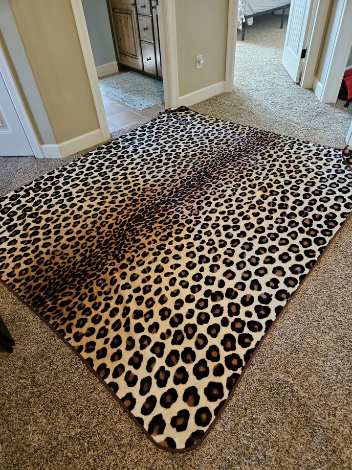 Manta Solaron Gruesa Ultra Fina Poliéster Visón Felpa Leopardo Peso Pesado Foto 2 de 4