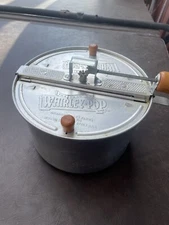 THE GENUINE WHIRLEY-POP STOVETOP POPCORN POPPER HAND CRANK WABASH VALLEY FARMS