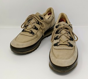 trekking shoes women