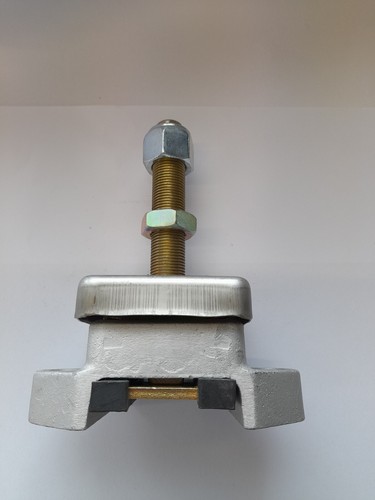 R & D Flexible Engine Mounting 800-022 - Picture 2 of 5