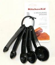 NEW Kitchenaid Classic Black Measuring Spoons Set of 5 1/4 1/2 1 tsp 1/2 1 Tbsp