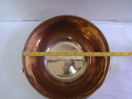 Gorgeous Hand Etched Solid Shiny Brass Bowl w/Polished Wood Handles 9.75" x 5.5" - Picture 14 of 14