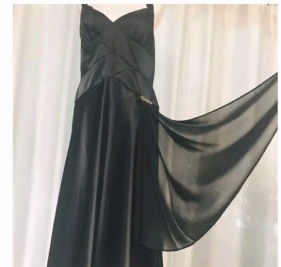 Jones Wear Black Satin Party Dress w Rhinestone Embellished Sash  Size 14 New