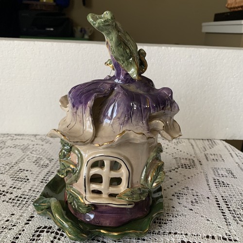 Blue Sky Corp 2 Pc Ceramic Eggplant Cottage w/ Bee Heather Goldminc t-lite lamp - Picture 6 of 19