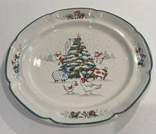 VGC International China Company Country Christmas 8966 (1992) 12”Serving Plate