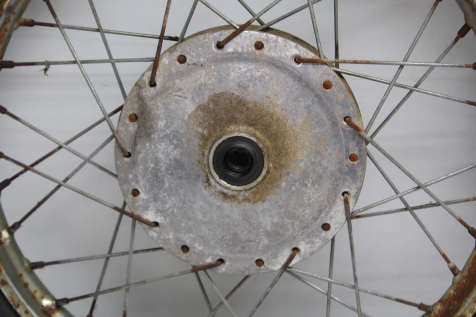 1969 HONDA CB175 FRONT AND REAR WHEEL RIMS  - Image 2 of 4