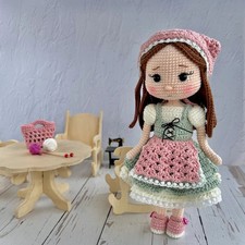 Knitter Girl Crochet Doll, Handmade Crochet Amigurumi Gift, Amigurumi Crochet