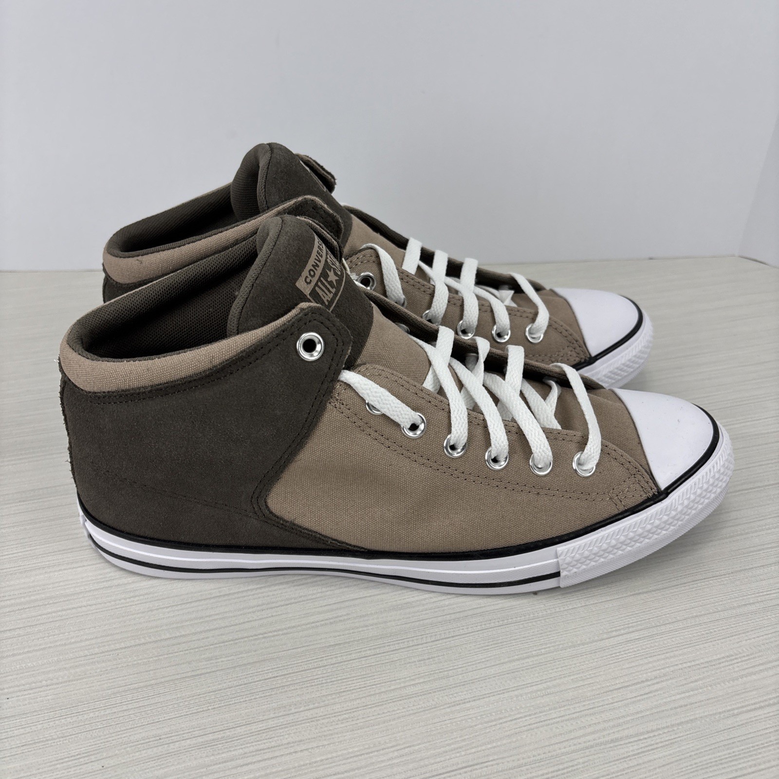 Men's Converse Shoes 11 Chuck Taylor Mid Top CTAS High Street Sneakers NEW thumbnail 5