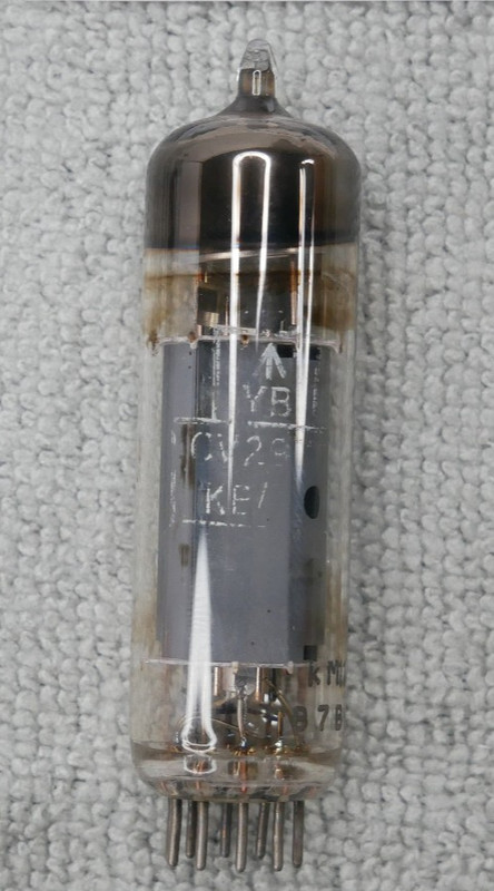 EL-84 GUITAR AMPLIFIER POWER TUBE SMOOTH PLATE TESTS VERY GOOD