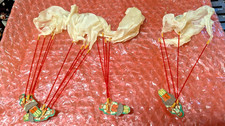 RARE 4 PC. SET 1951 10 1/2 A.C. GILBERT ERECTOR SET WHITE SILK PARACHUTE MEN