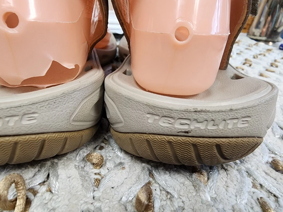 Sandalias Columbia para mujer 8 ventilaciones correa en T correas al tobillo gancho y lazo beige/bronceado talla 8 Foto 4 de 4