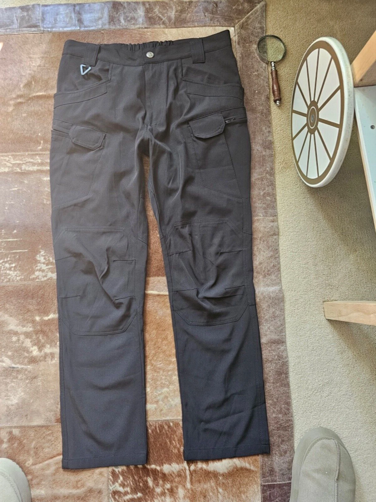 STARS MEN'S AMAZING BLACK TROUSERS size: L