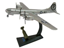 Air Force 1 1:144 USAAF Boeing B-29 Superfortress Bomber - "Enola Gay", AF10112