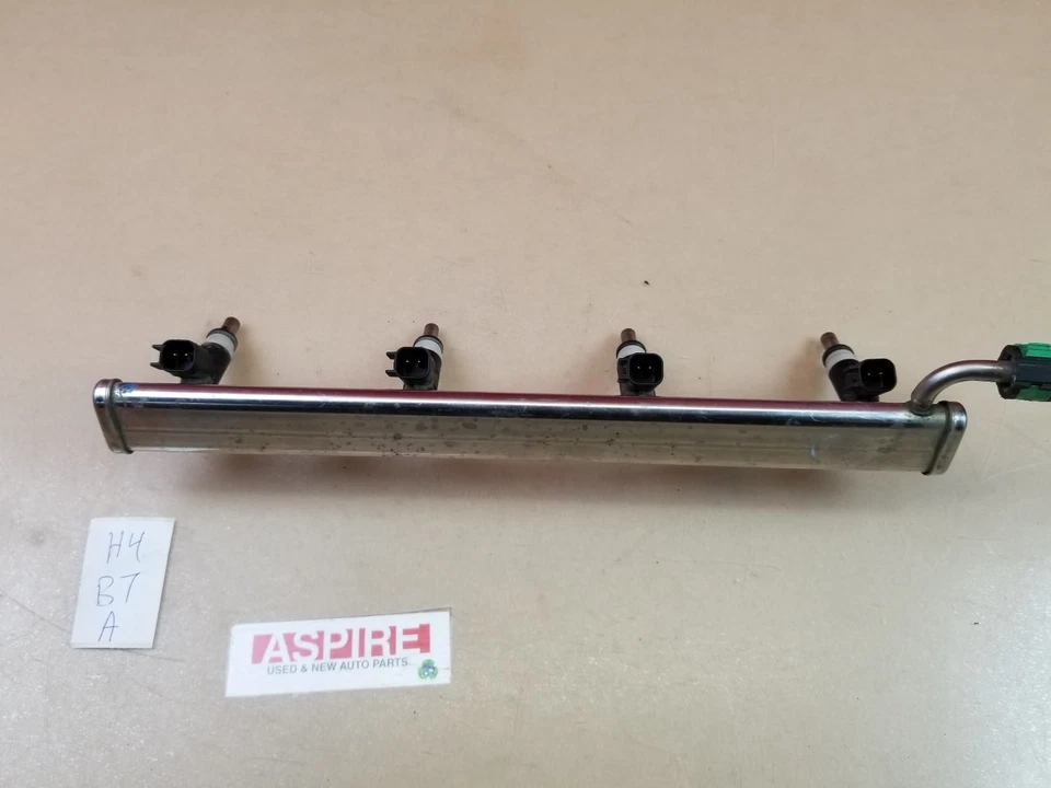 Chrysler 200 Jeep Cherokee 2014-2016 riel de combustible con inyector 04627355AA OEM Foto 4 de 4