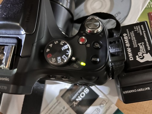 Panasonic Lumix DMC-FZ70 Digital Camera 16.1MP 60x Optical Zoom Tested Great - Picture 21 of 21