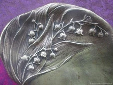 Empty Pocket Antique Lily of the Valley Bronze Art Nouveau Decoration