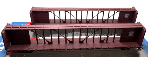 HO WALTHERS 932-24119 72' COCHE PLANO VIGA CENTRAL PAQUETE DE 2 BNSF | Condition: Used