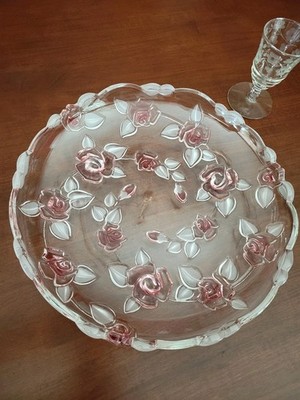 Mikasa Bella Rosa Vintage Pink Frost 13'' Round Serving Platter, Scalloped Edges