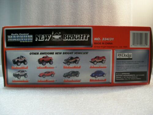 New Bright Radio Control Volkswagen New Beetle 1:24 - Picture 6 of 8