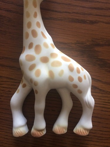 Sofie The Giraffe Teether Baby Squeaker Toy Teething Toy & Playtime Feel Book - Picture 5 of 8