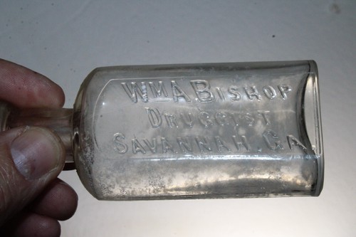 SAVANNAH GA MEDICINE BOTTLE WMA BISHOP DRUGGIST 4 1/4'' - Picture 2 of 9