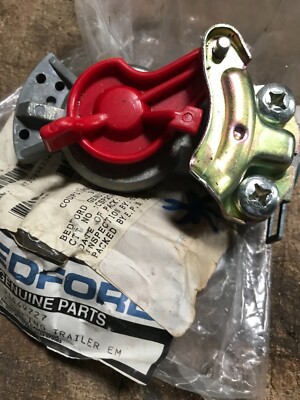 Fits Bedford fits Wabco air hose coupling RED 91049727 G21