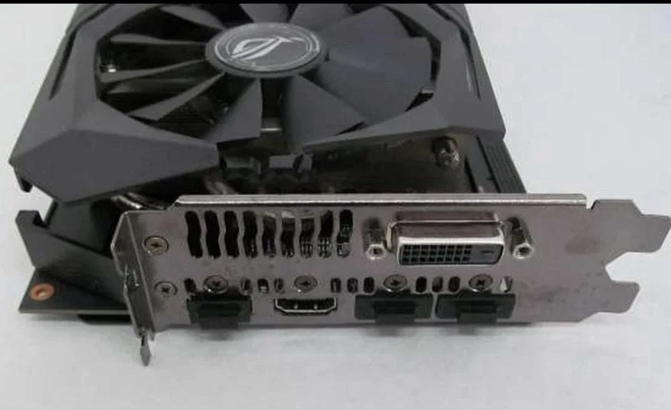 Scheda Video AMD RX Vega 56/64 Asus Rog Strix - 8gb HBM2 (4096 shading) - Immagine 4 di 4