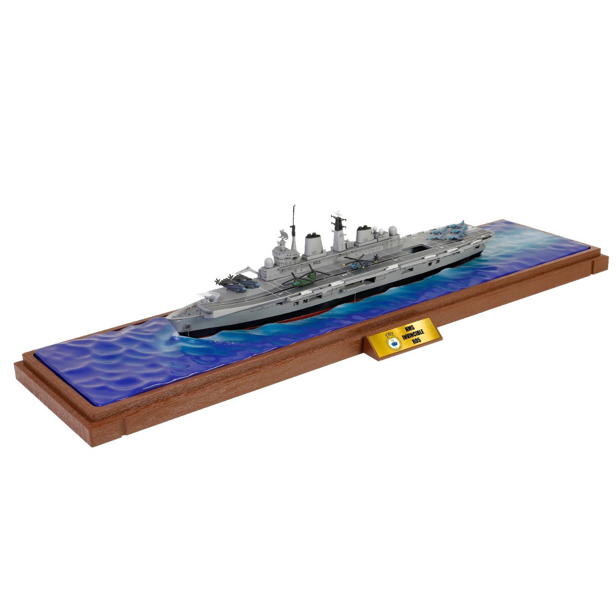 Porte-avions HMS Invincible R05 Forces of Valor idée cadeau collectionneur histoire navale