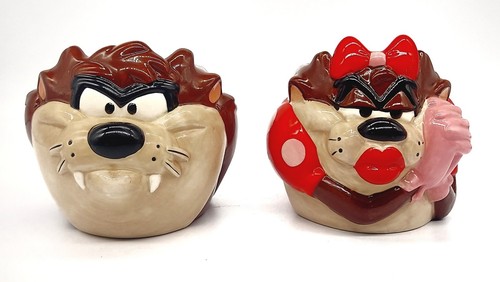 Vintage Taz Tasmanian Devil She-Devil Kissing Mugs Wedding Warner Looney Tunes