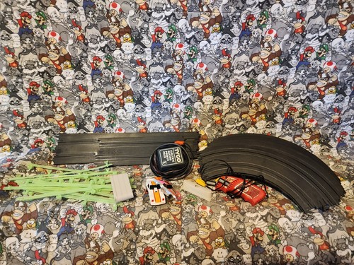 Tyco Super Clif Hangers Nite Glow Electric Slot Car Track READ DESCRIPTION As Is - Picture 3 of 5